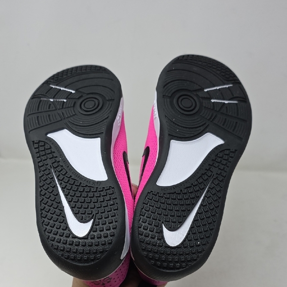 Nike Omni Multi-Court Little Kids' Shoes Laser Fuchsia/Black Girls Size 1.5Y - Picture 5 of 6